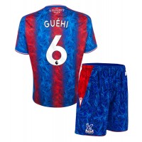 Camisa de time de futebol Crystal Palace Marc Guehi #6 Replicas 1º Equipamento Infantil 2024-25 Manga Curta (+ Calças curtas)